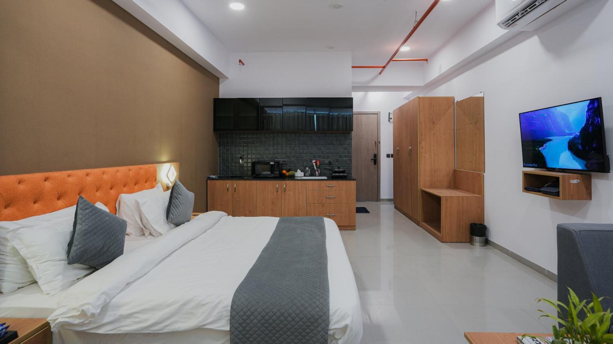Hotel Downtown Gandhinagar Exterior foto